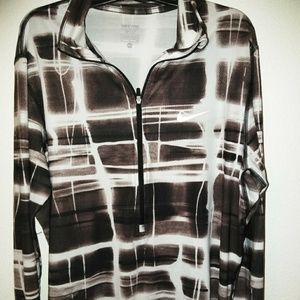 NWOT women's nike half zip Nike pro shirt